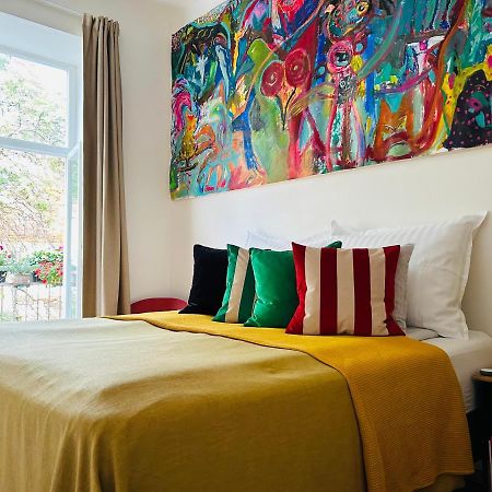 Green Balcony & King Size Bed Prague Ngoại thất bức ảnh