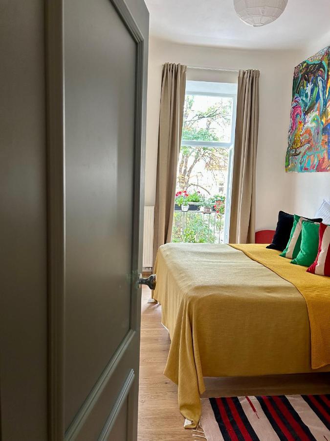 Green Balcony & King Size Bed Prague Ngoại thất bức ảnh