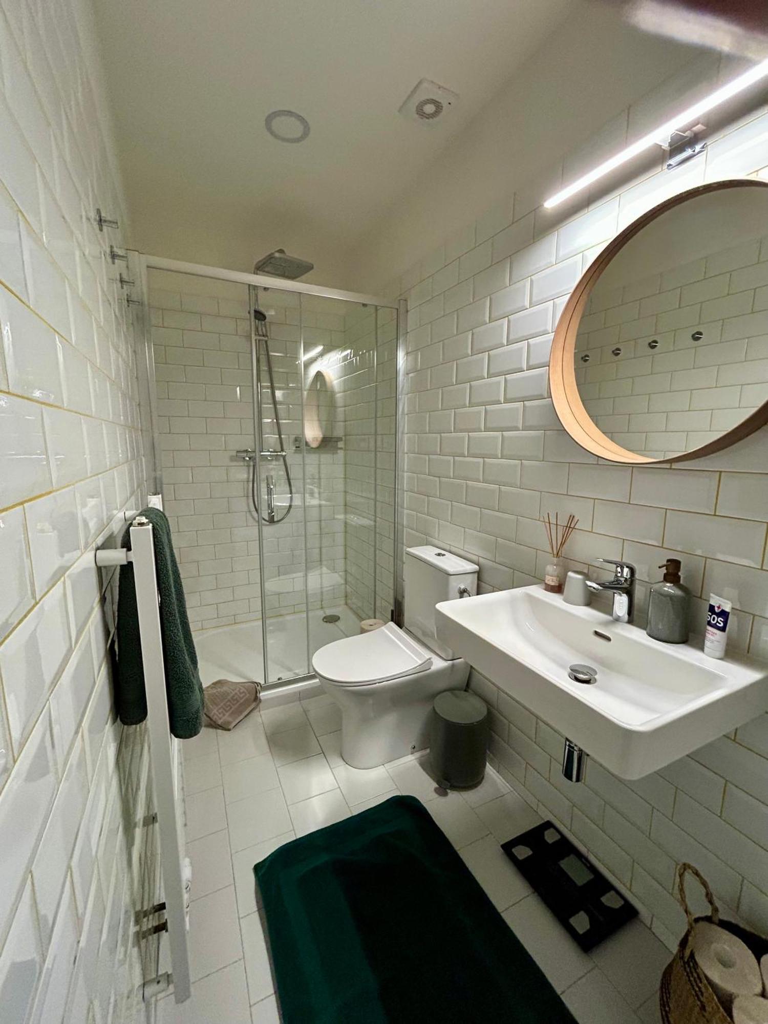 Green Balcony & King Size Bed Prague Ngoại thất bức ảnh